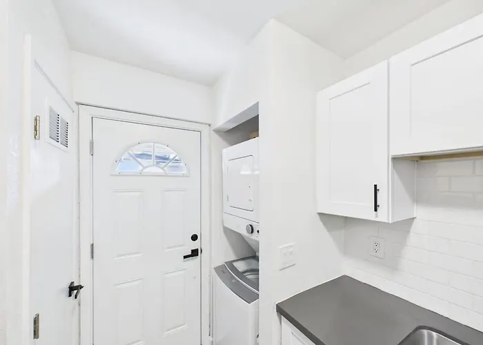 Vistas-in Old Town-walk To Entertainment District Holiday home *